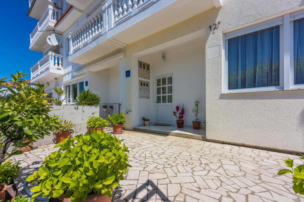 Apartments Antonija Crikvenica Exterior photo
