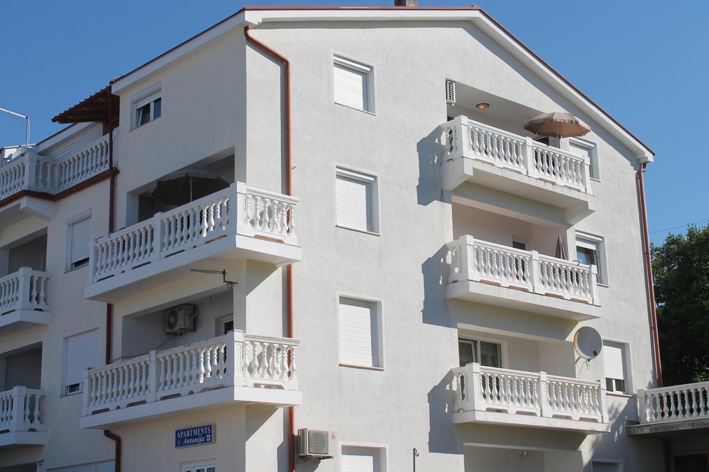 Apartments Antonija Crikvenica Exterior photo